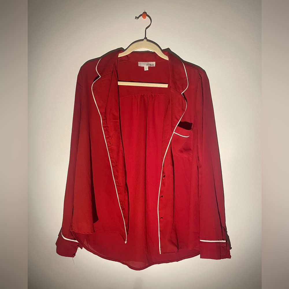 Red Isla Mode button down - Size S